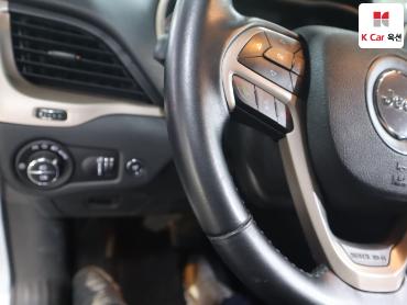 2015 - jeep cherokee