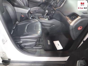 2015 - jeep cherokee