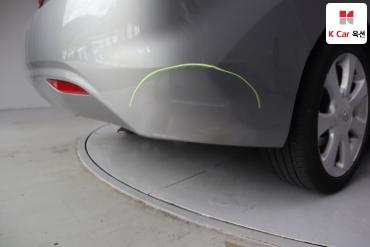 2012 - hyundai avante