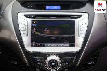 2012 - hyundai avante