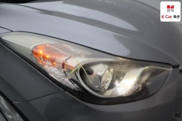 2012 - hyundai avante