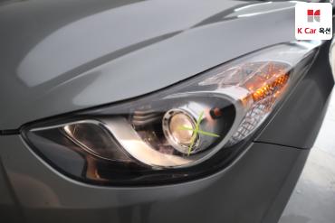 2012 - hyundai avante