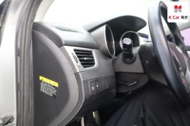 2012 - hyundai avante