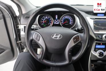 2012 - hyundai avante