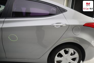 2012 - hyundai avante