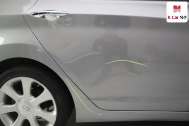 2012 - hyundai avante