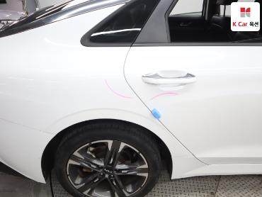 2022 - kia k5