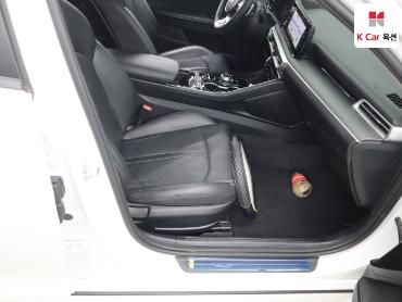 2022 - kia k5