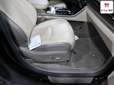 2023 - kia carnival