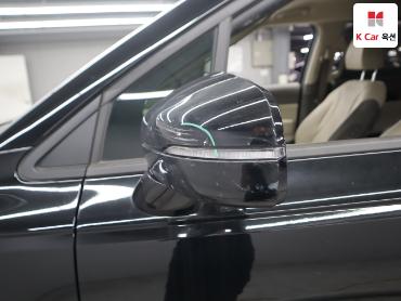 2023 - kia carnival