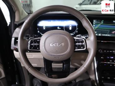 2023 - kia carnival