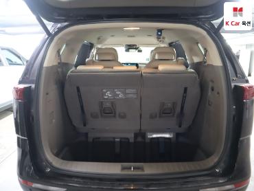 2023 - kia carnival