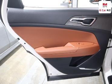 2025 - kia sportage