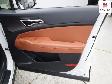 2025 - kia sportage