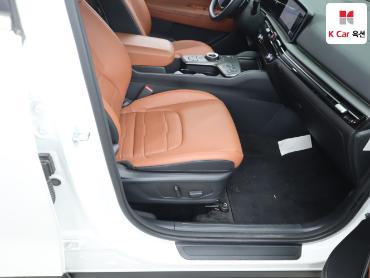 2025 - kia sportage