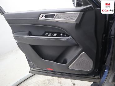 2018 - kg mobility (ssangyong) g4 rexton