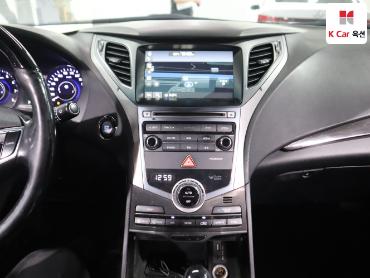 2015 - hyundai grandeur