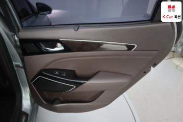 2017 - kia k7