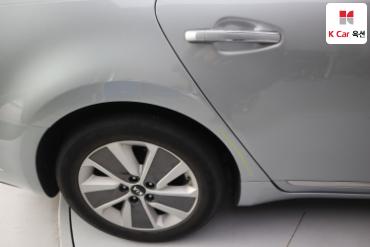 2017 - kia k7