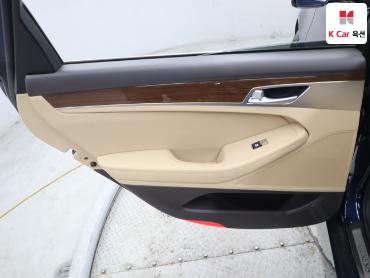 2019 - genesis g80