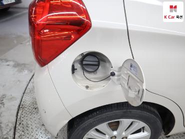 2016 - chevrolet spark