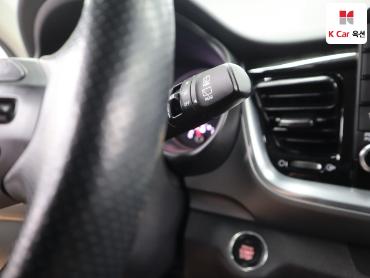 2020 - kia stonic