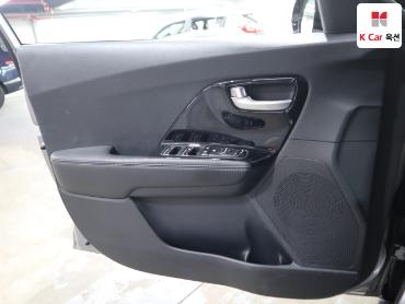 2020 - kia niro