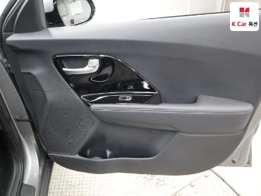 2020 - kia niro