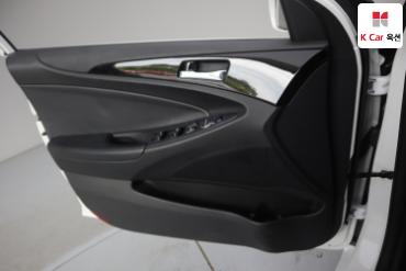 2011 - hyundai sonata