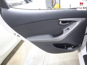 2014 - hyundai avante