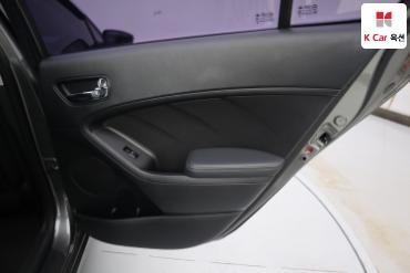 2013 - kia k3