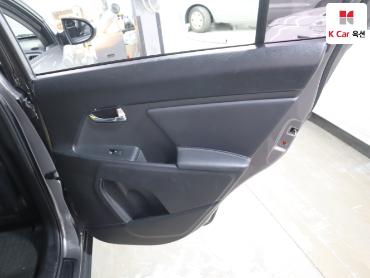 2011 - kia sportage