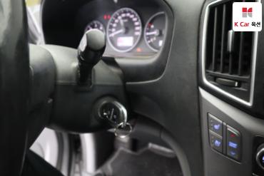 2019 - hyundai grand starex