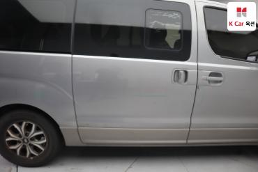 2019 - hyundai grand starex