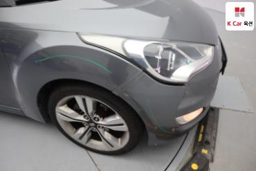 2012 - hyundai veloster