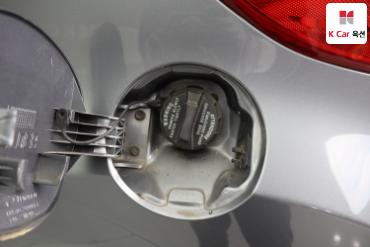 2012 - hyundai veloster