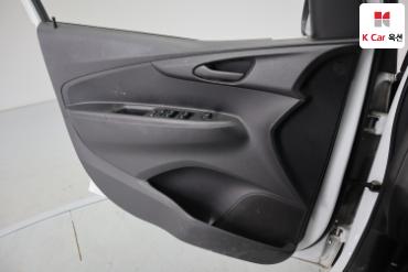 2016 - chevrolet spark