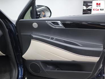 2021 - genesis gv80