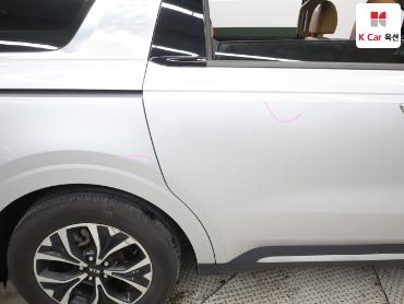 2021 - kia carnival