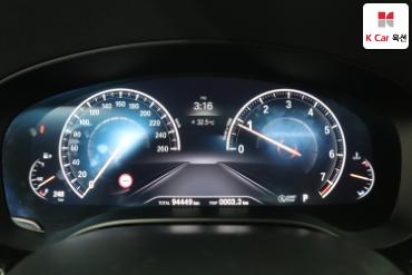 2019 - bmw 5 series