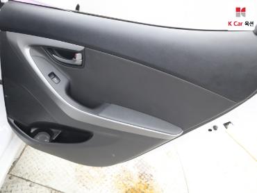 2014 - hyundai avante