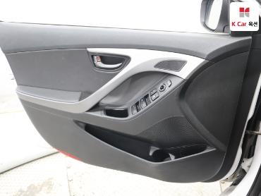 2014 - hyundai avante