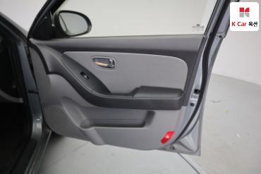 2010 - hyundai avante