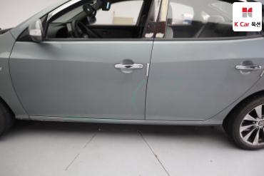 2010 - hyundai avante