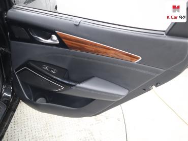 2017 - kia k7