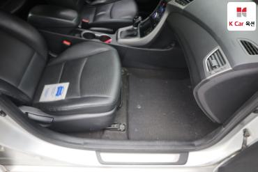 2014 - hyundai avante