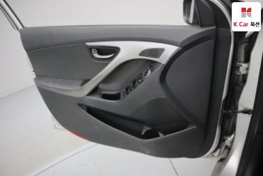 2014 - hyundai avante