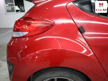 2016 - hyundai veloster
