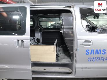 هيونداي Grand Starex 2021 — صورة 25