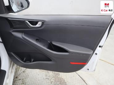 2018 - hyundai ioniq
